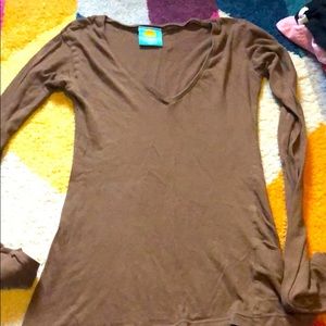 C&C California brown v-neck